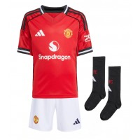 Manchester United Harry Maguire #5 Domáci Detský futbalový dres 2025-26 Krátky Rukáv (+ trenírky)